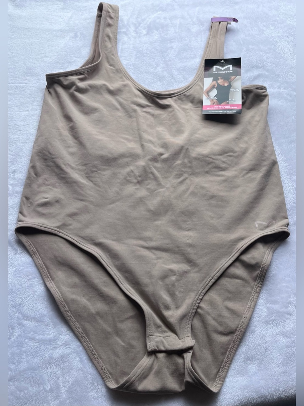 Maidenform Women's Seamless Smoothing Bodysuit Tan Size 2XL